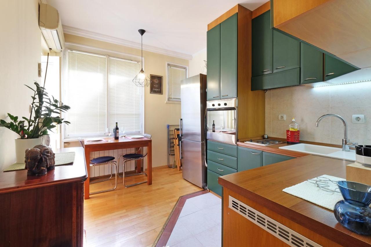Paradise Starry Suite-City Center Beograd Eksteriør bilde