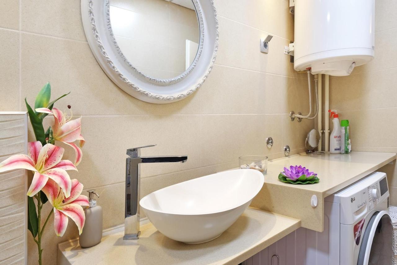 Paradise Starry Suite-City Center Beograd Eksteriør bilde